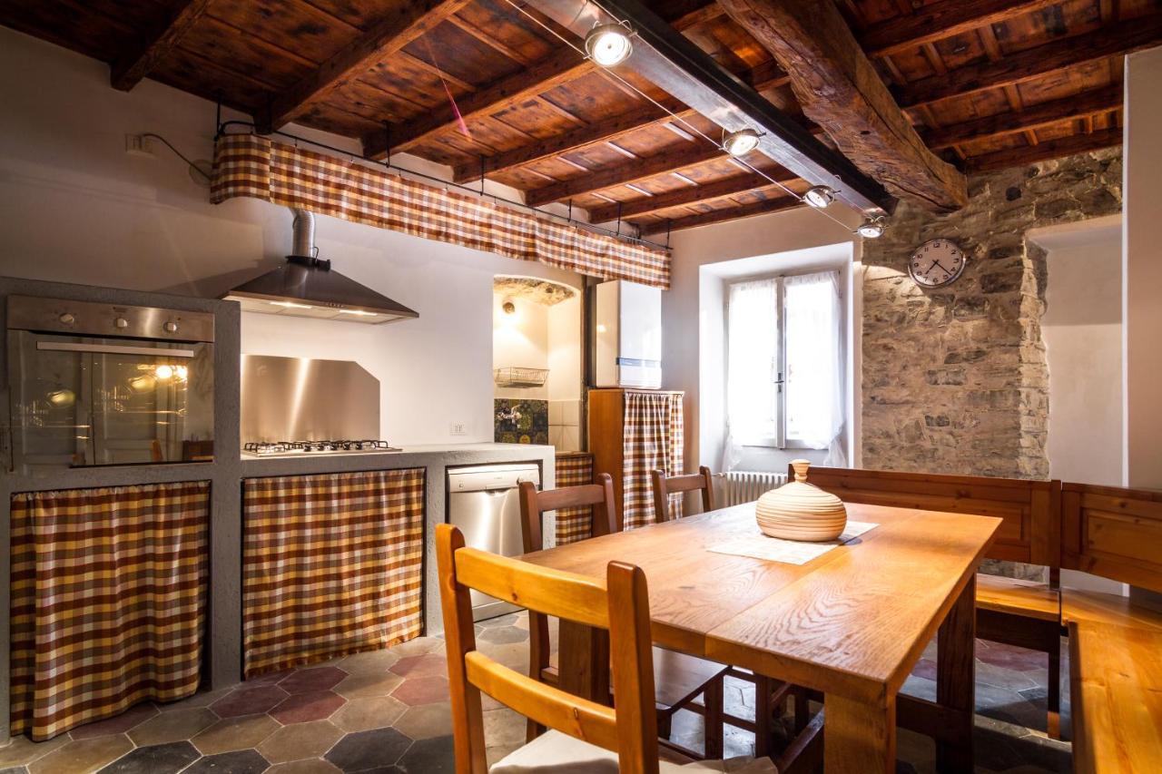 Vecchio Borgo Villa Torno Exterior foto